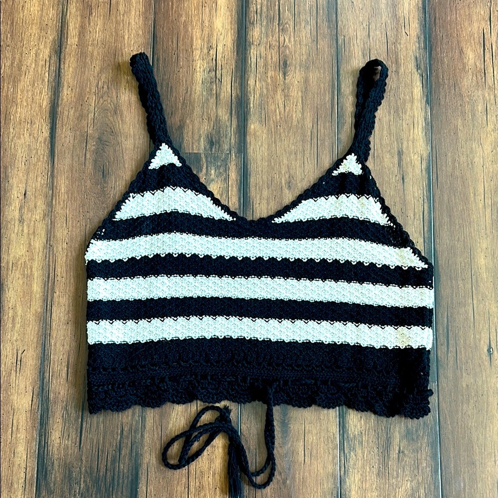 BB Dakota Black and White Sleeveless Crop Tank Top medium